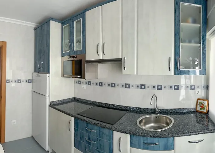 En Costa De Cantabria, * Laredo